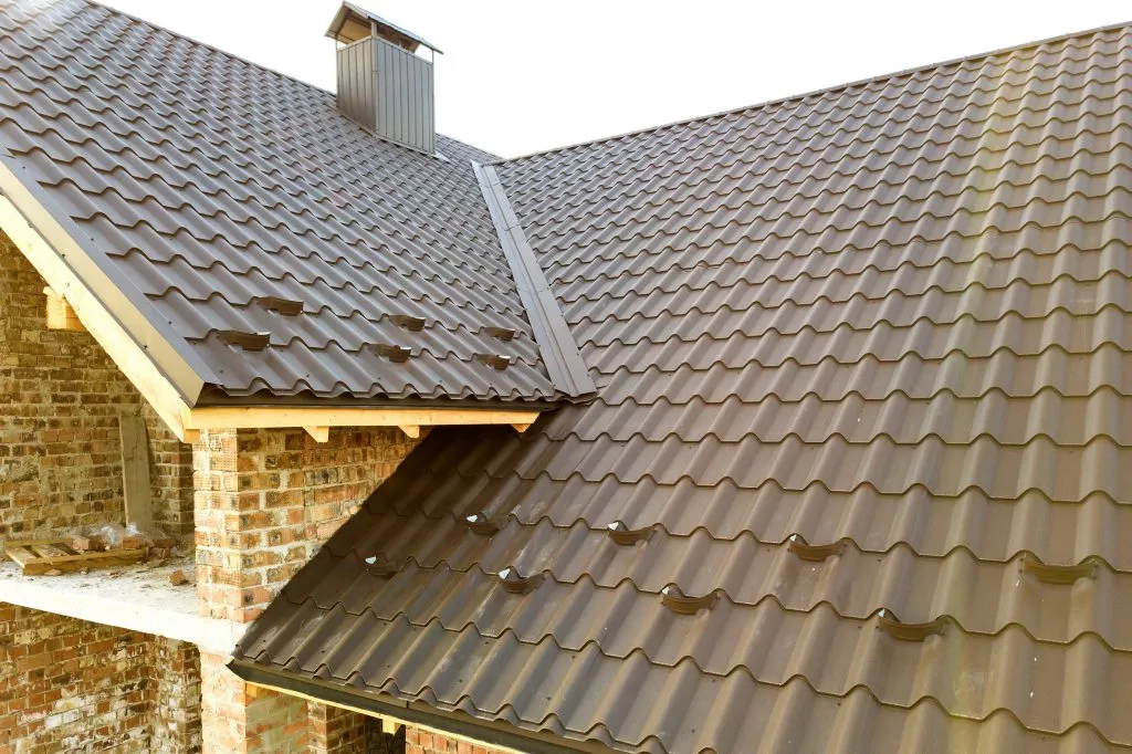 Black metal roofing in Toowoomba